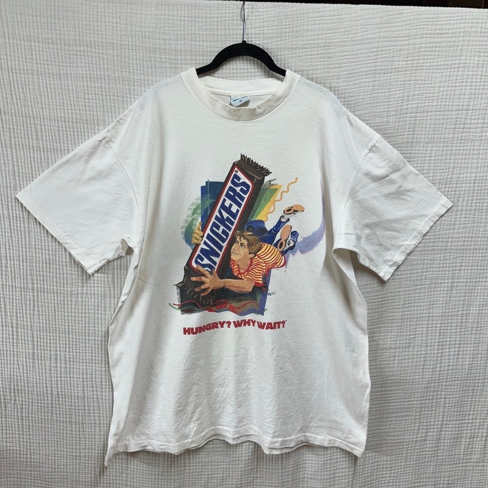 VTG 90s Snickers Candy Graphic Print Hungry? Why Wait? White Men's T-Shirt XL